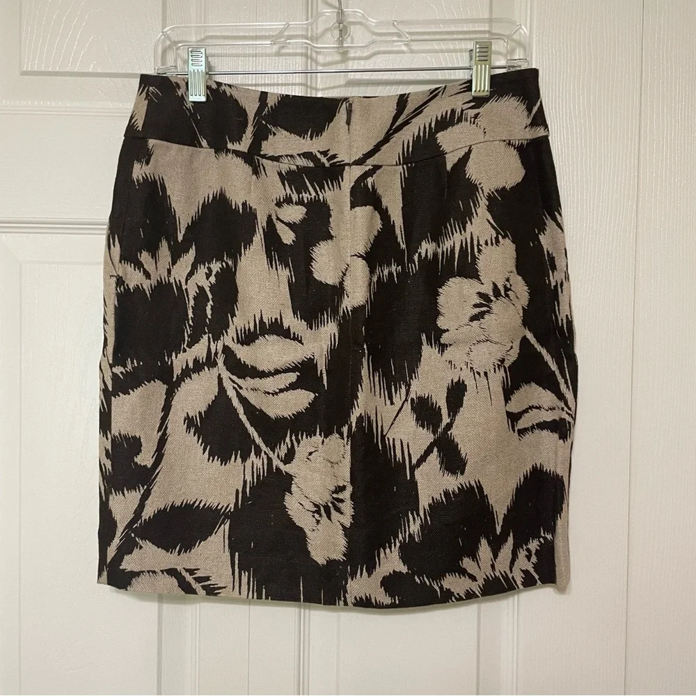 Michael Kors Black and Tan Floral Mini Skirt - Picture 2 of 8
